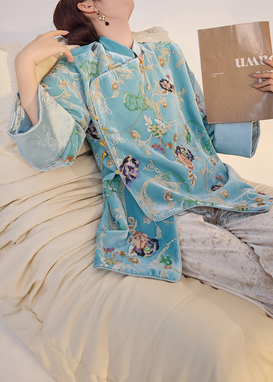 A Vintage Style Coat with Delicate Timeless Details