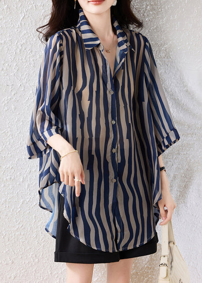 Effortlessly Elegant Blouse with a Timeless Design