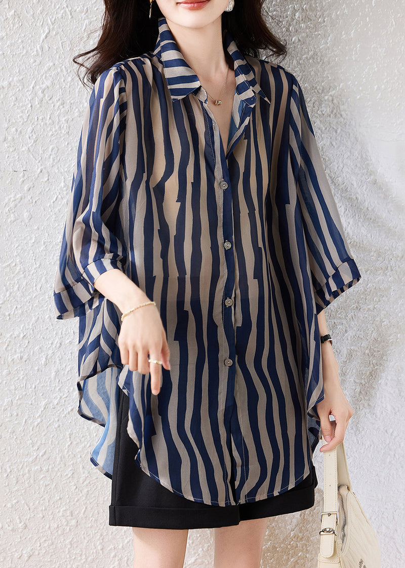Effortlessly Elegant Blouse with a Timeless Design