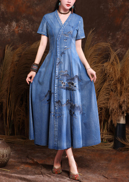 Beautifully Crafted Dress in a Classic Style