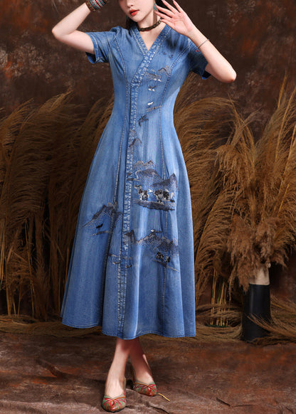 Beautifully Crafted Dress in a Classic Style
