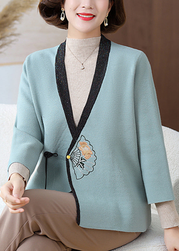 Classic Vintage & Enduringly Stylish Cardigan