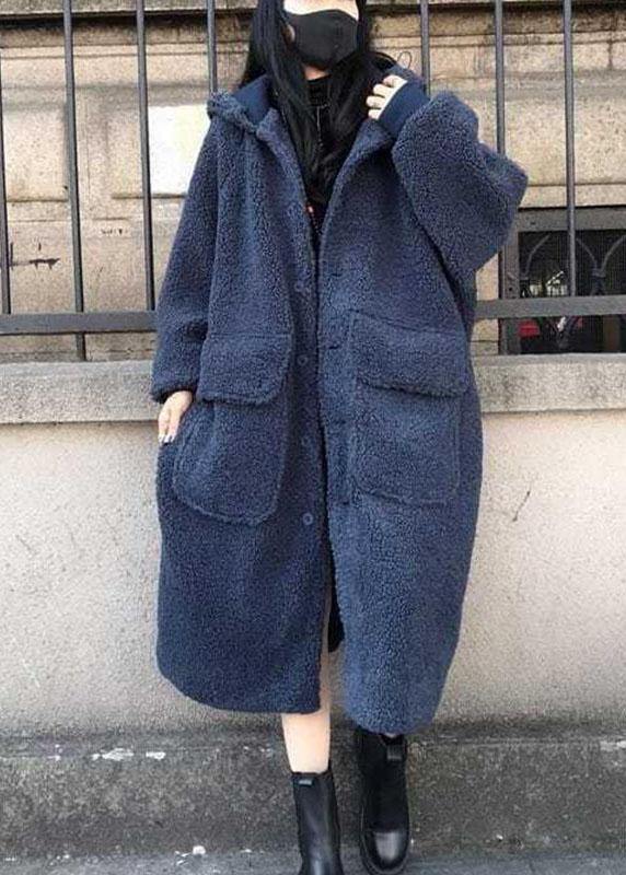 Classic Vintage Coat with a Flattering Fit