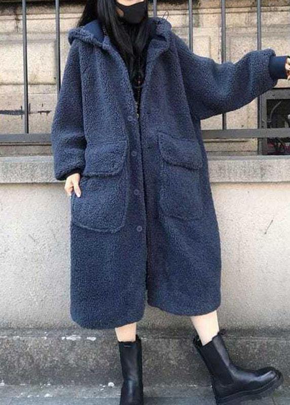 Classic Vintage Coat with a Flattering Fit