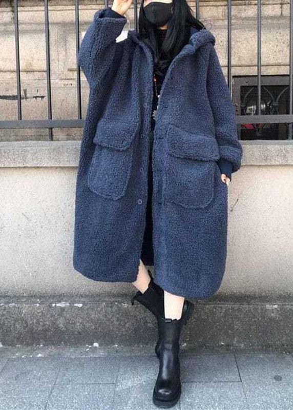 Classic Vintage Coat with a Flattering Fit