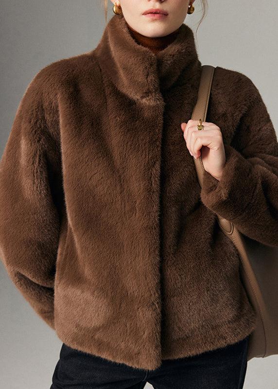 Elegantly Styled Coat for Everyday Wear