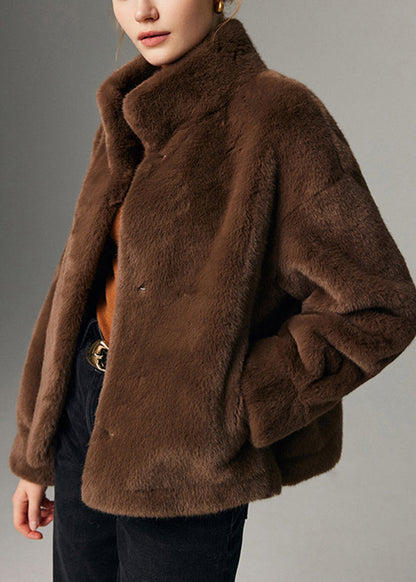 Elegantly Styled Coat for Everyday Wear