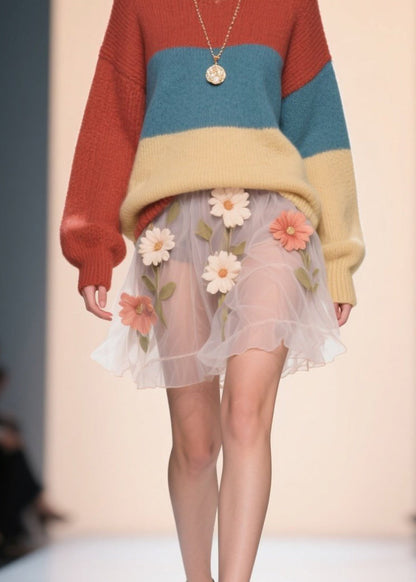 Well Tailored Sweater with a Graceful Silhouette