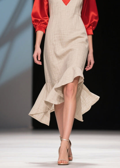 Beautifully Finished Dress in a Timeless Design