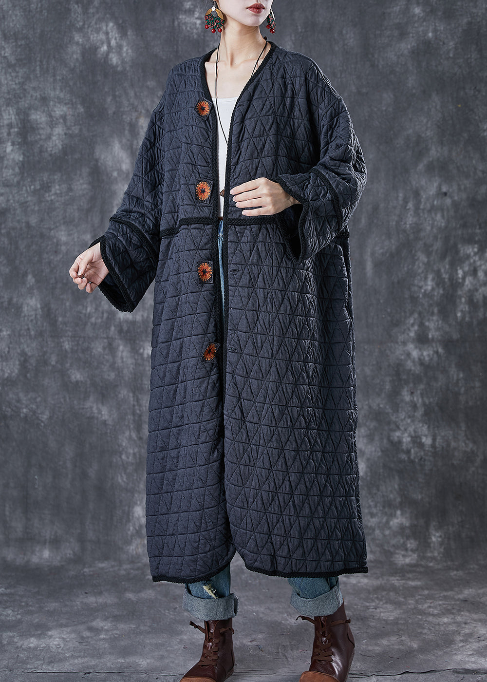 Effortlessly Elegant Coat with a Timeless Design