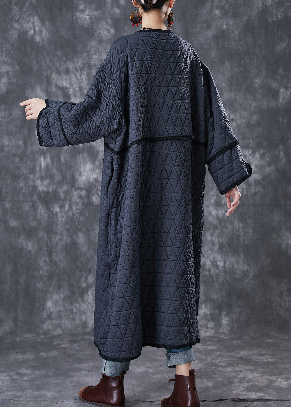 Effortlessly Elegant Coat with a Timeless Design