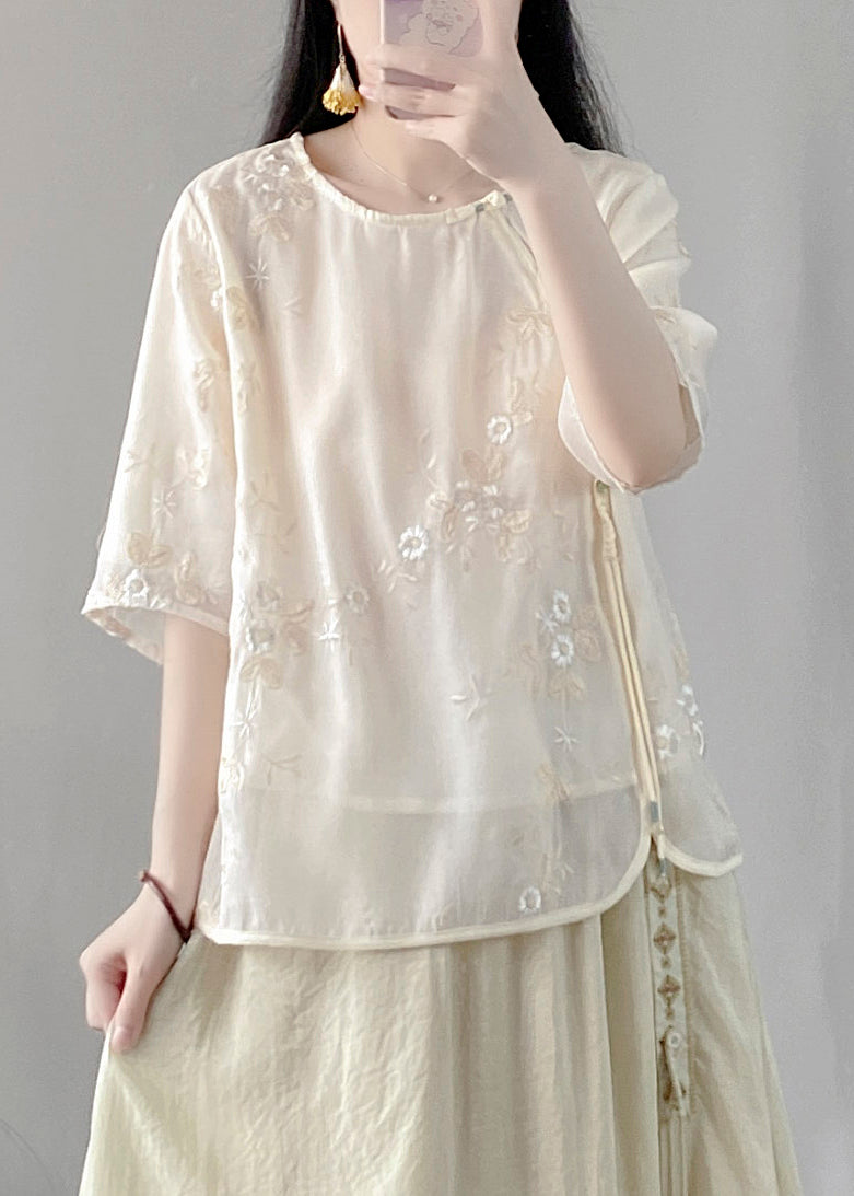 A Vintage Style Top with Delicate Timeless Details
