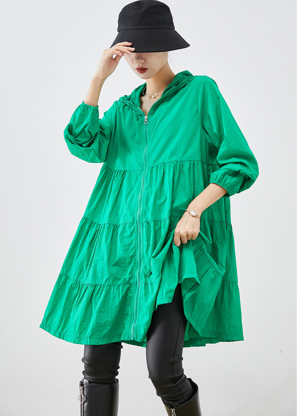 Effortlessly Elegant Coat with a Timeless Design