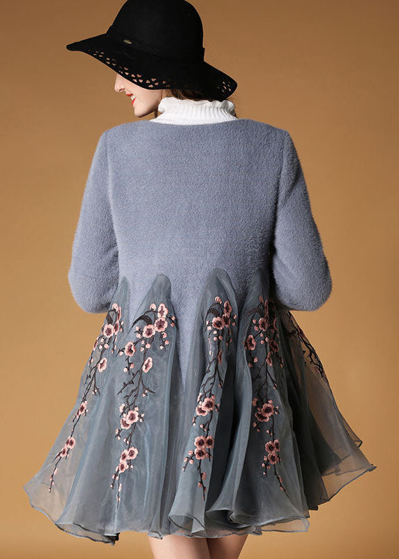 Classic Vintage Coat with a Flattering Fit