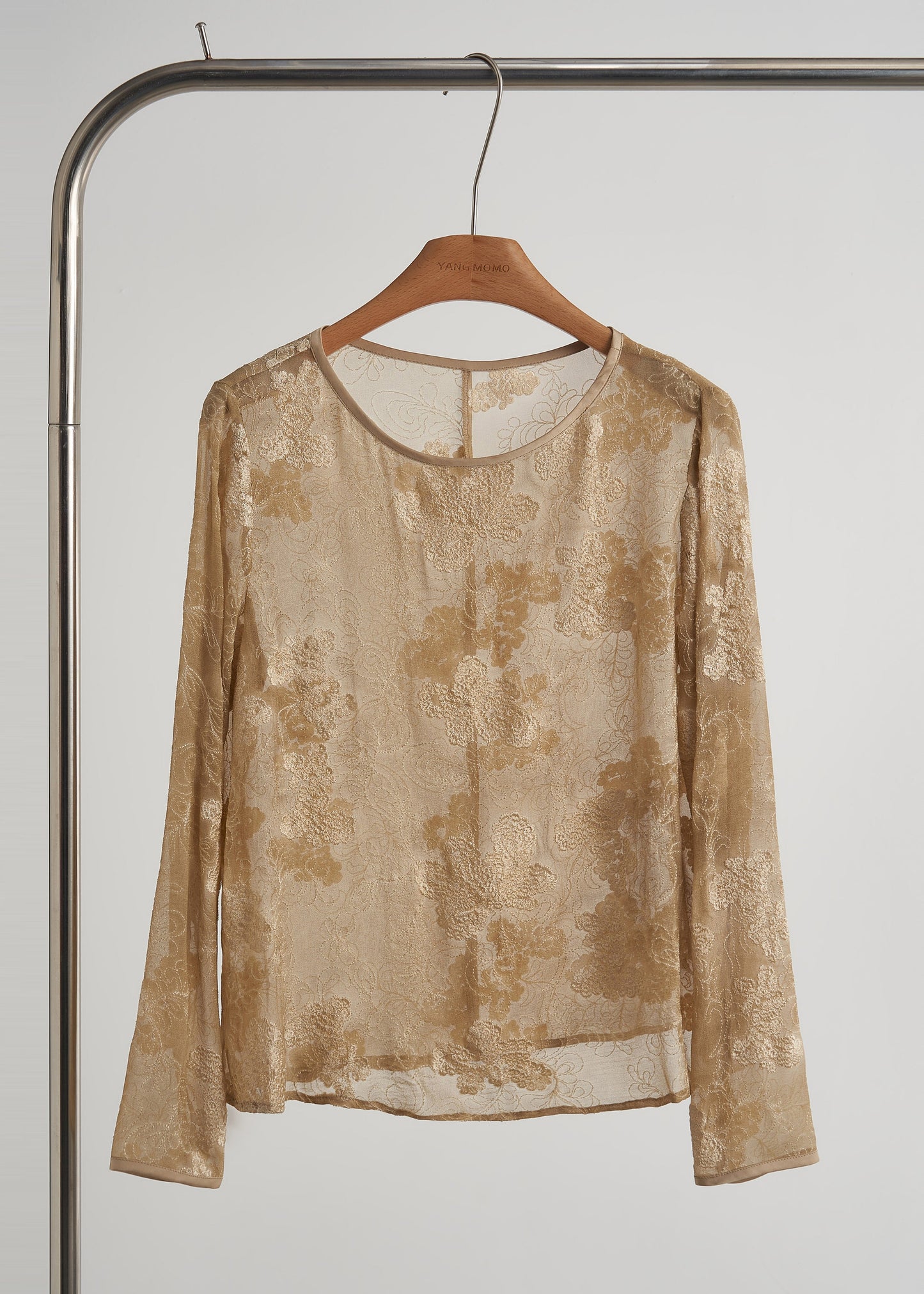 Sophisticated Shirt with a Clean Classic Look