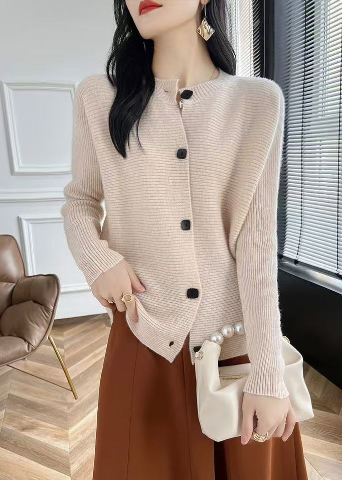 Beautifully Crafted Cardigan in a Classic Style