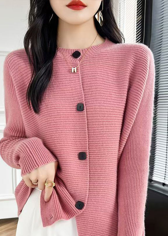 Beautifully Crafted Cardigan in a Classic Style