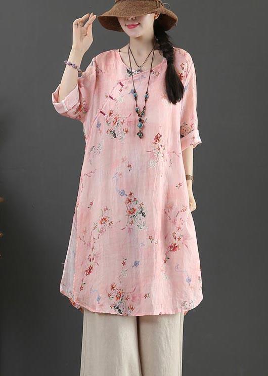Gracefully Styled Blouse for Any Occasion