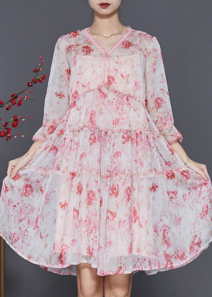Well Tailored Dress with a Graceful Silhouette