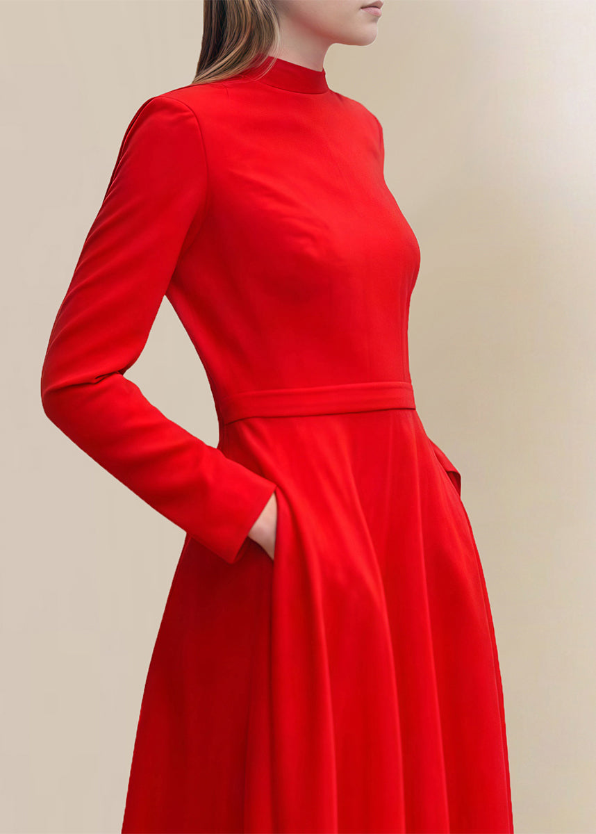 Beautifully Crafted Dress in a Classic Style