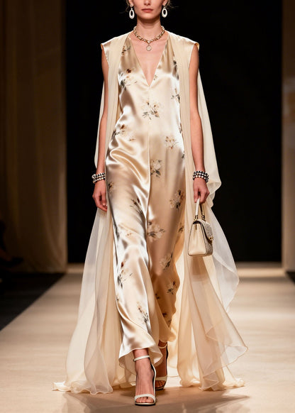 Well Tailored Garment with a Graceful Silhouette