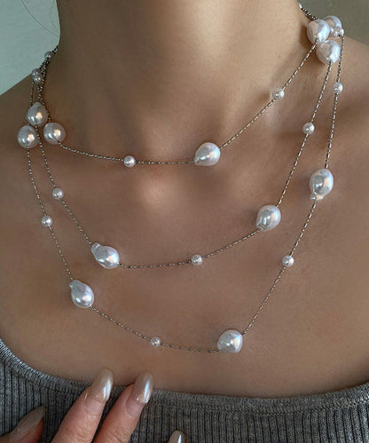 Classic Pearl Necklace with Timeless Appeal