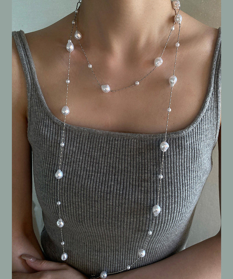 Classic Pearl Necklace with Timeless Appeal