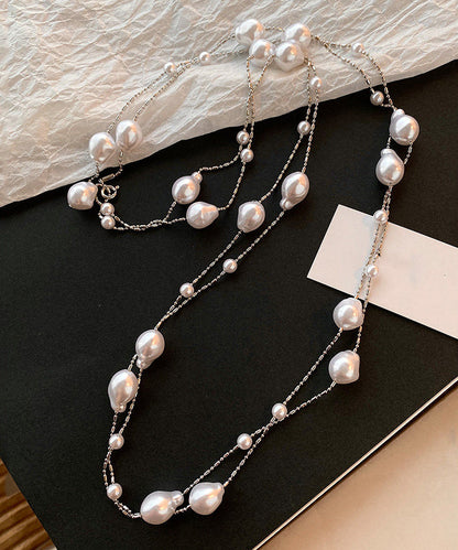 Classic Pearl Necklace with Timeless Appeal