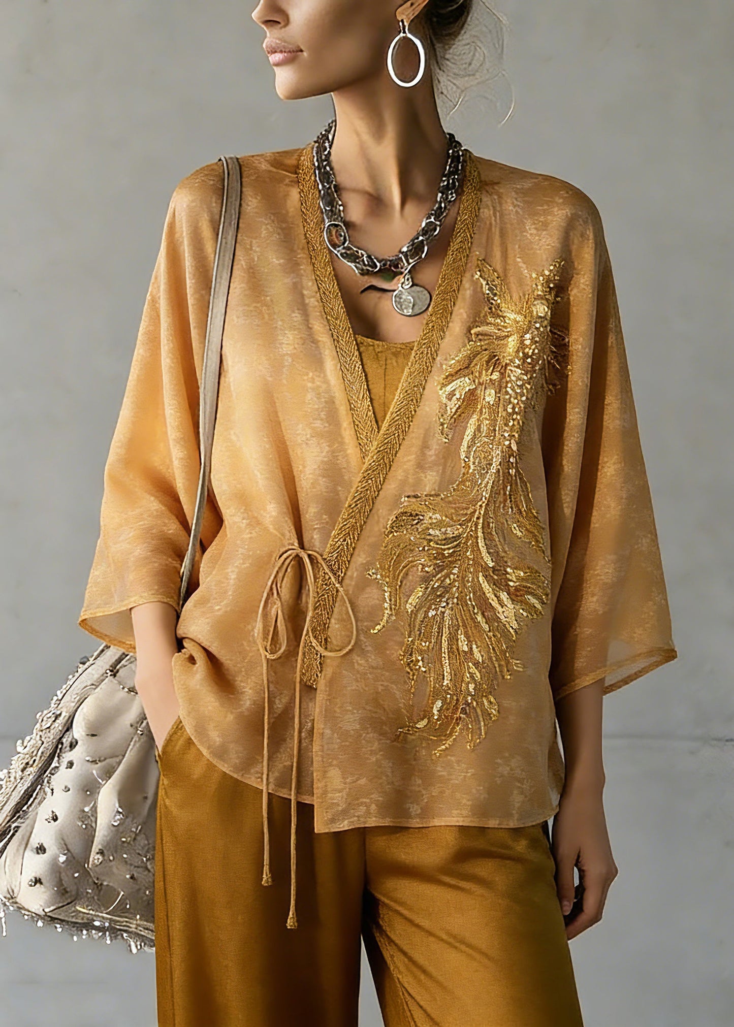 Well Tailored Cardigan with a Graceful Silhouette