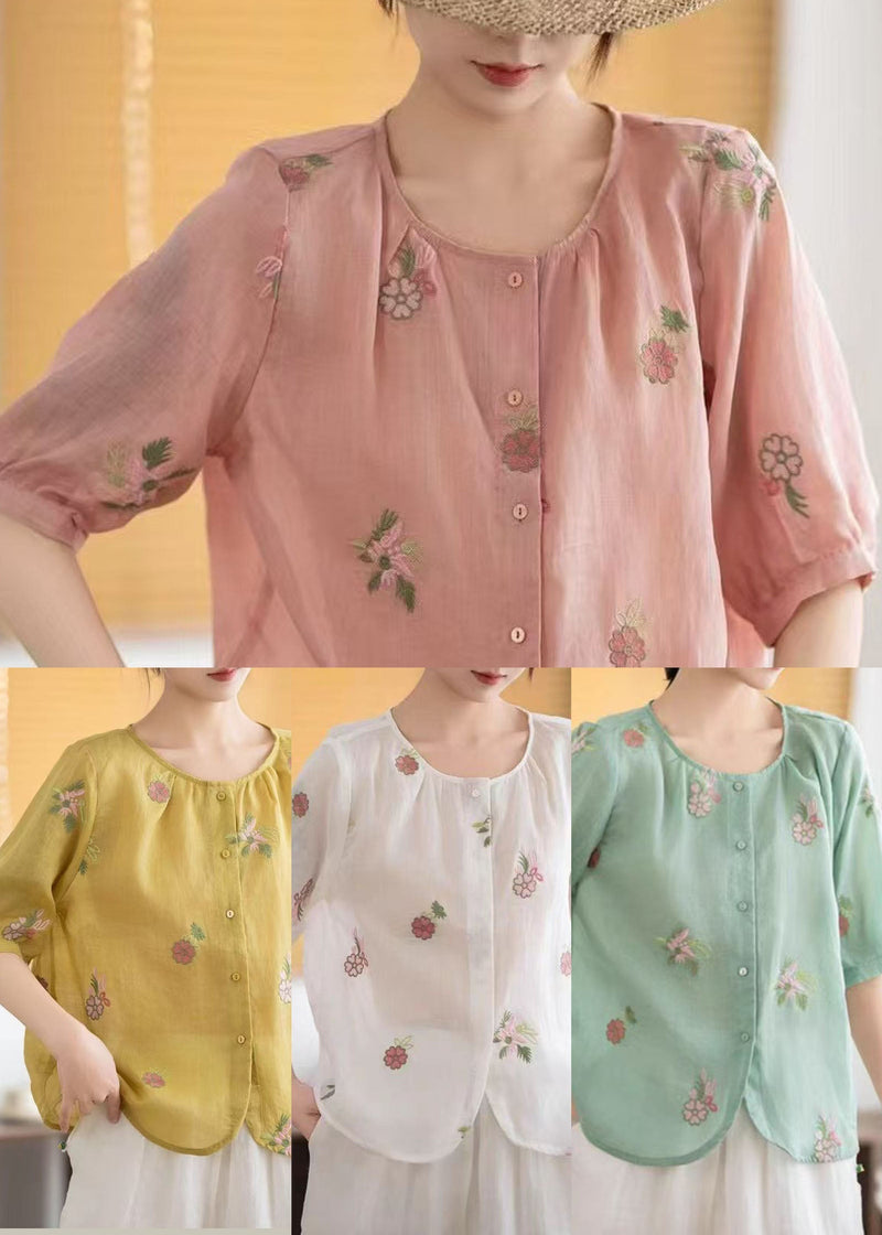 Well Tailored Top with a Graceful Silhouette