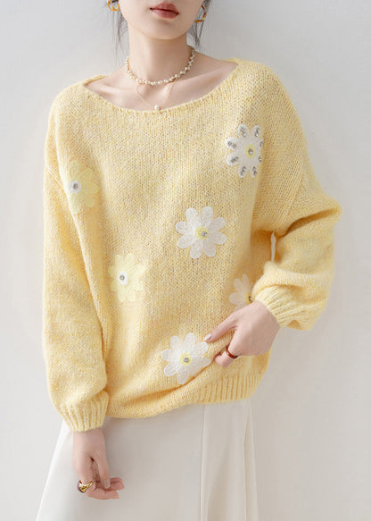 Effortlessly Elegant Sweater with a Timeless Design