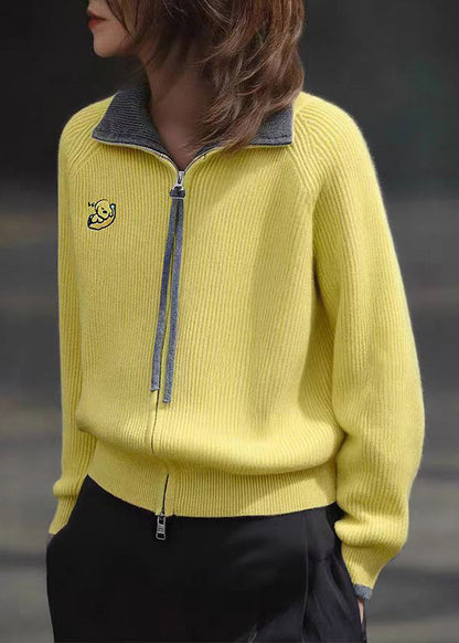 Classic Vintage Cardigan with a Flattering Fit