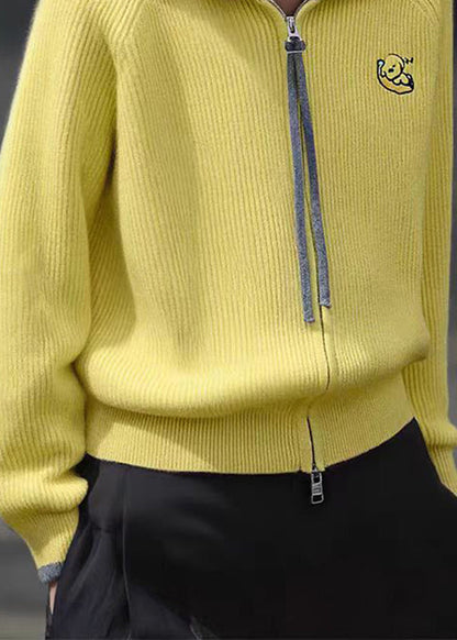 Classic Vintage Cardigan with a Flattering Fit