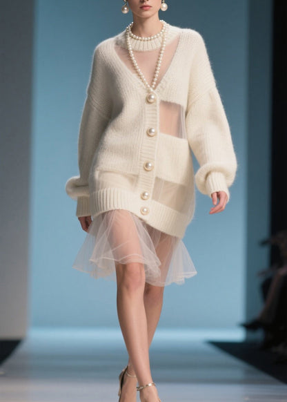 Classic Vintage Sweater with a Flattering Fit