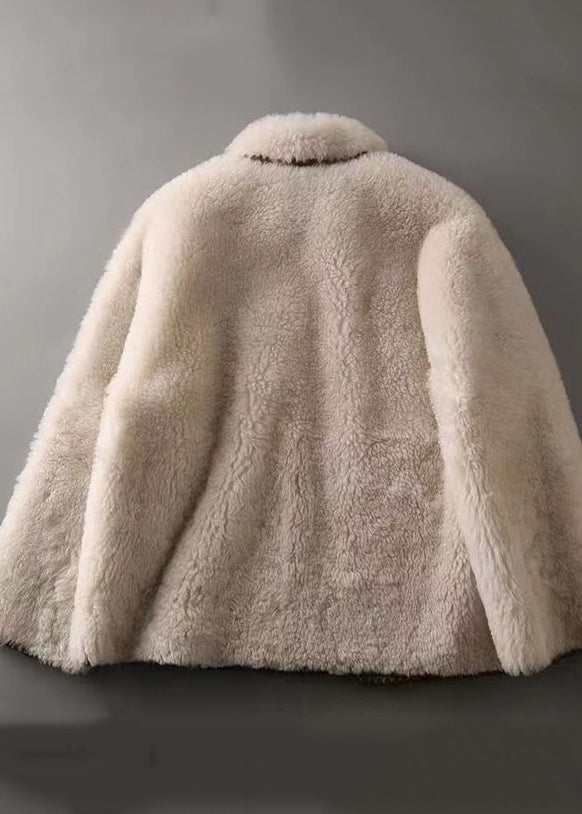 Sophisticated Coat with a Clean Classic Look
