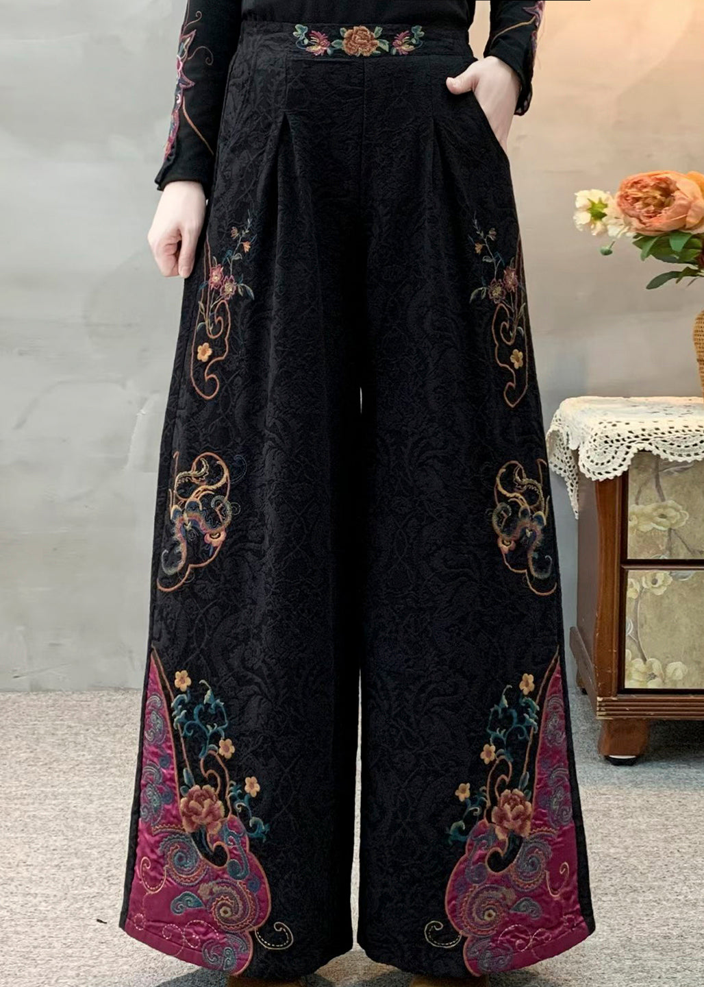 Beautifully Finished Pants in a Timeless Design