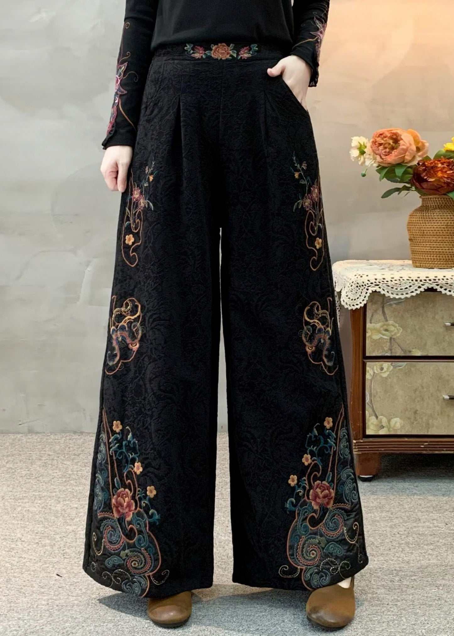 Beautifully Finished Pants in a Timeless Design