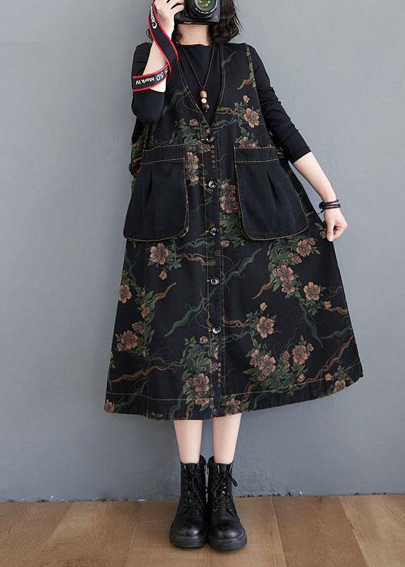 Gracefully Styled Coat for Any Occasion