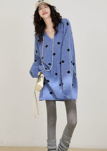 Gracefully Styled Garment for Any Occasion