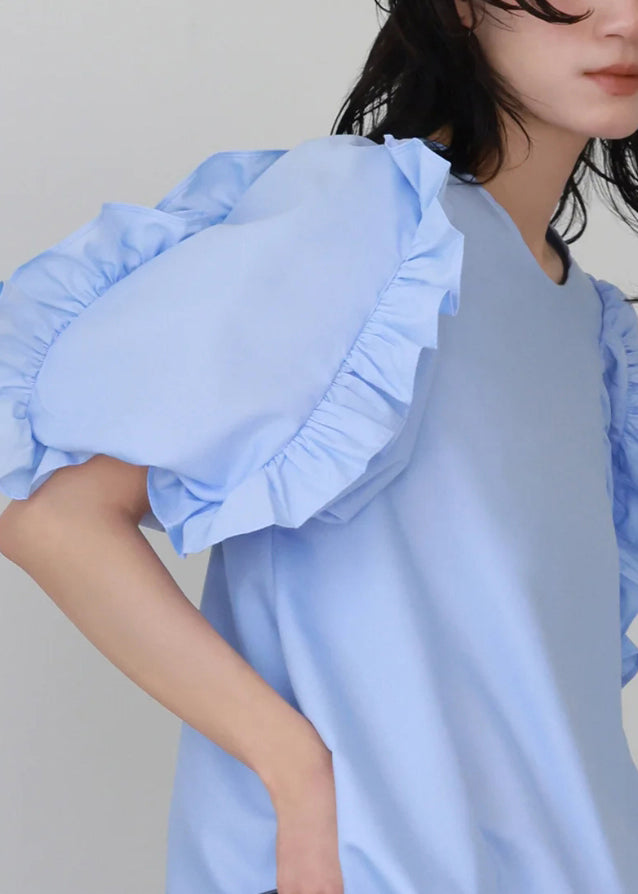 Effortlessly Elegant Garment with a Timeless Design