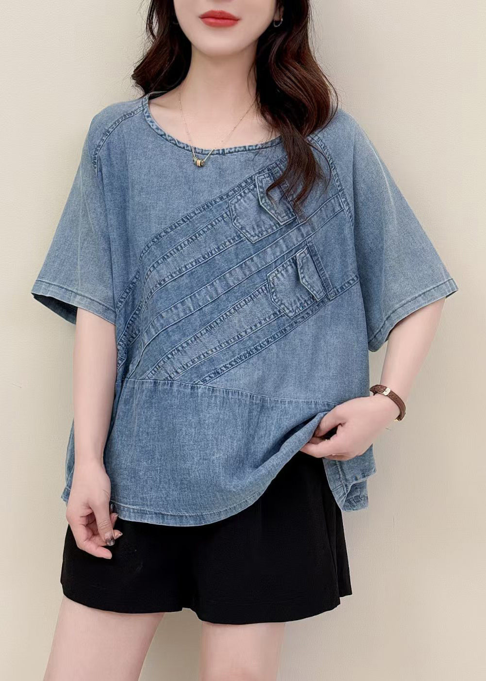 Sophisticated Garment with a Clean Classic Look