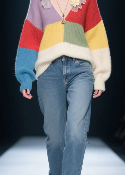 Elegantly Styled Pullover for Everyday Wear