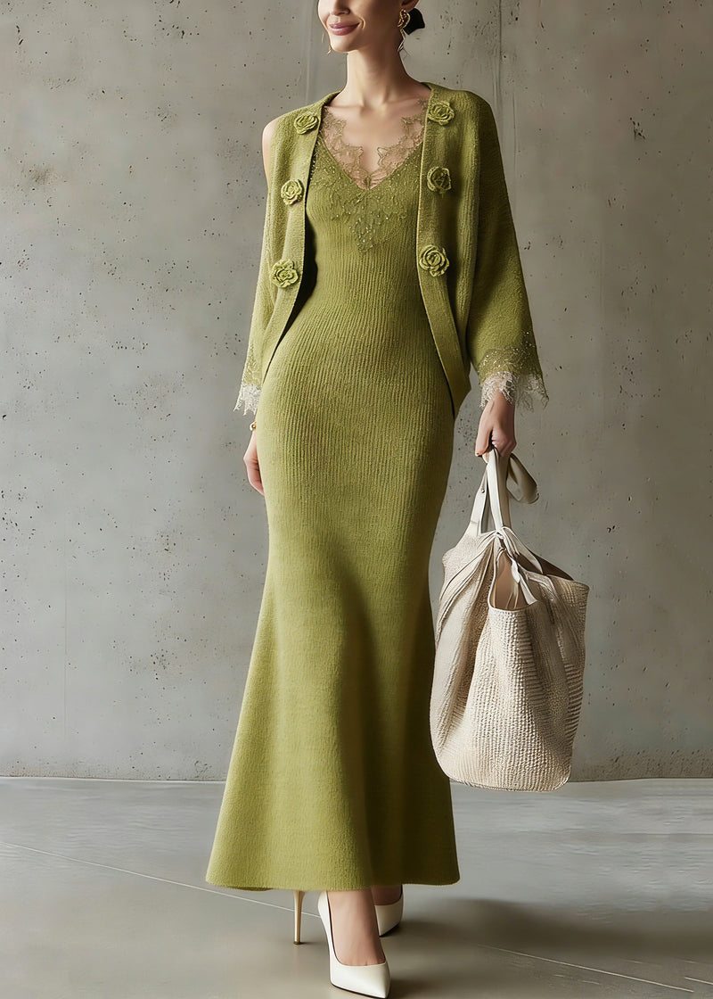 Classic Vintage Cardigan with a Flattering Fit