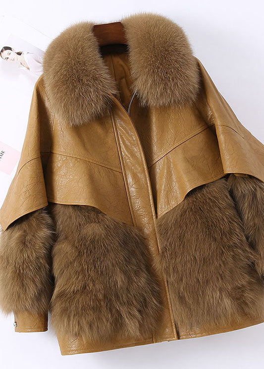 Effortlessly Elegant Jacket with a Timeless Design