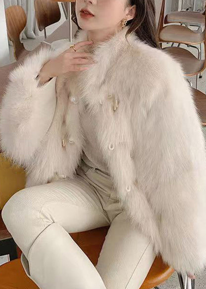 Polished Coat with an Effortless Classic Look