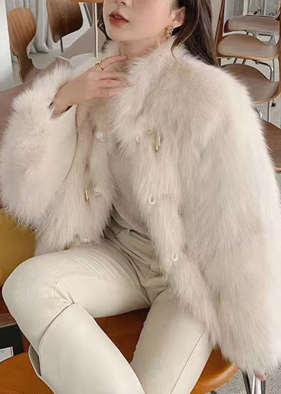 Polished Coat with an Effortless Classic Look