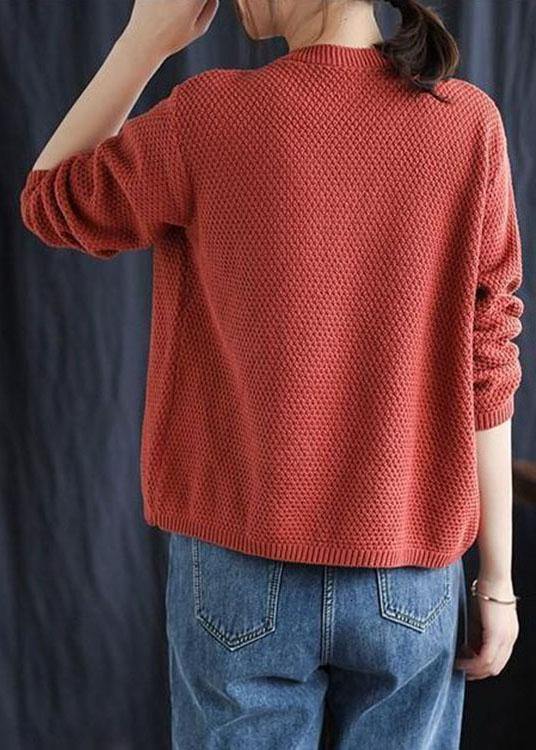 Well Tailored Sweater with a Graceful Silhouette