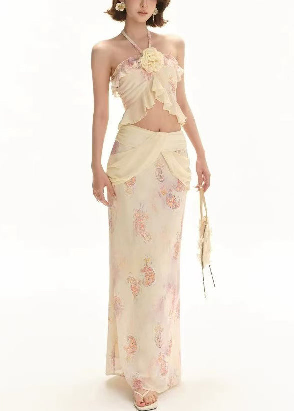 Gracefully Styled Garment for Any Occasion