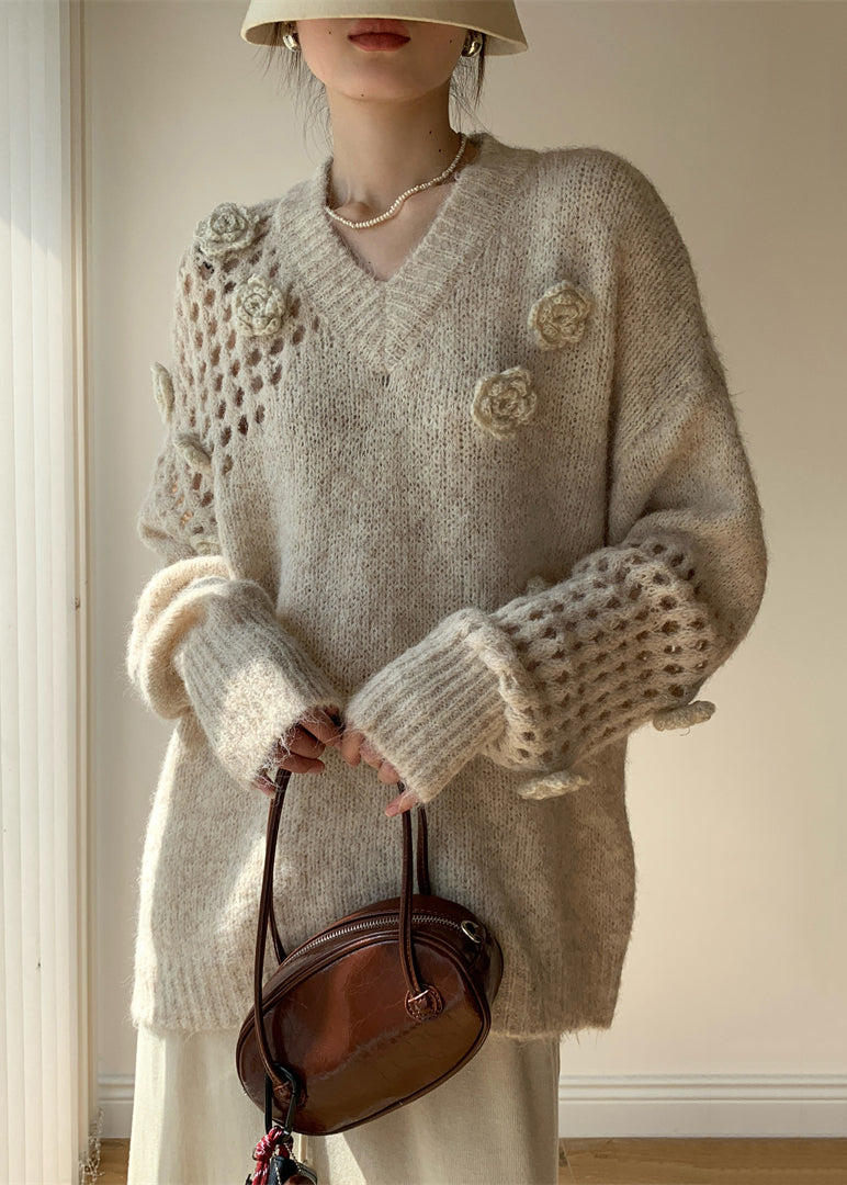 Classic Vintage Sweater with a Flattering Fit