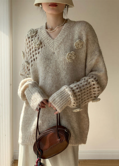 Classic Vintage Sweater with a Flattering Fit